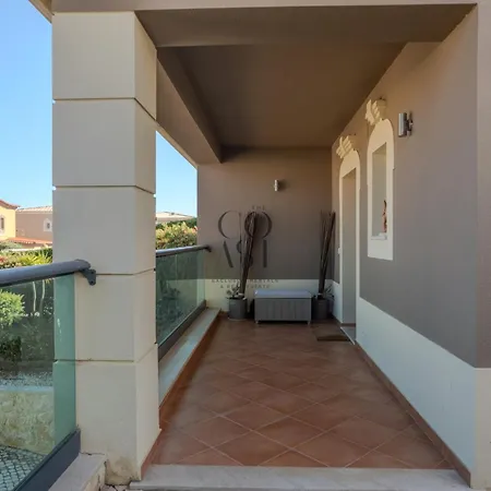 Private House With Garden & Pool By The Coast Exclusive