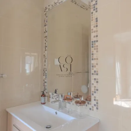 Private House With Garden & Pool By The Coast Exclusive Villa Lagos