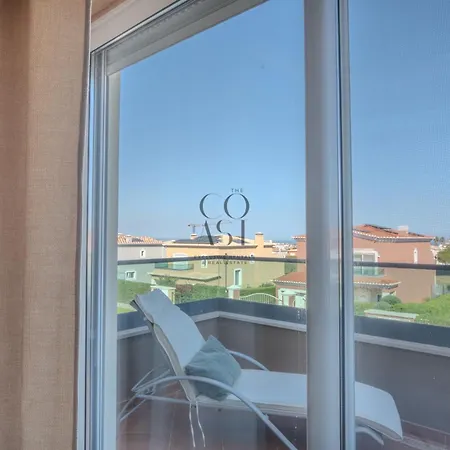 Villa Private House With Garden & Pool By The Coast Exclusive Lagos