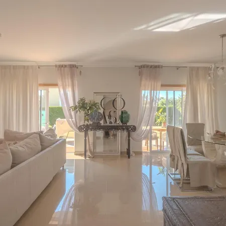 Villa Private House With Garden & Pool By The Coast Exclusive *