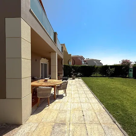 Private House With Garden & Pool By The Coast Exclusive * Lagos